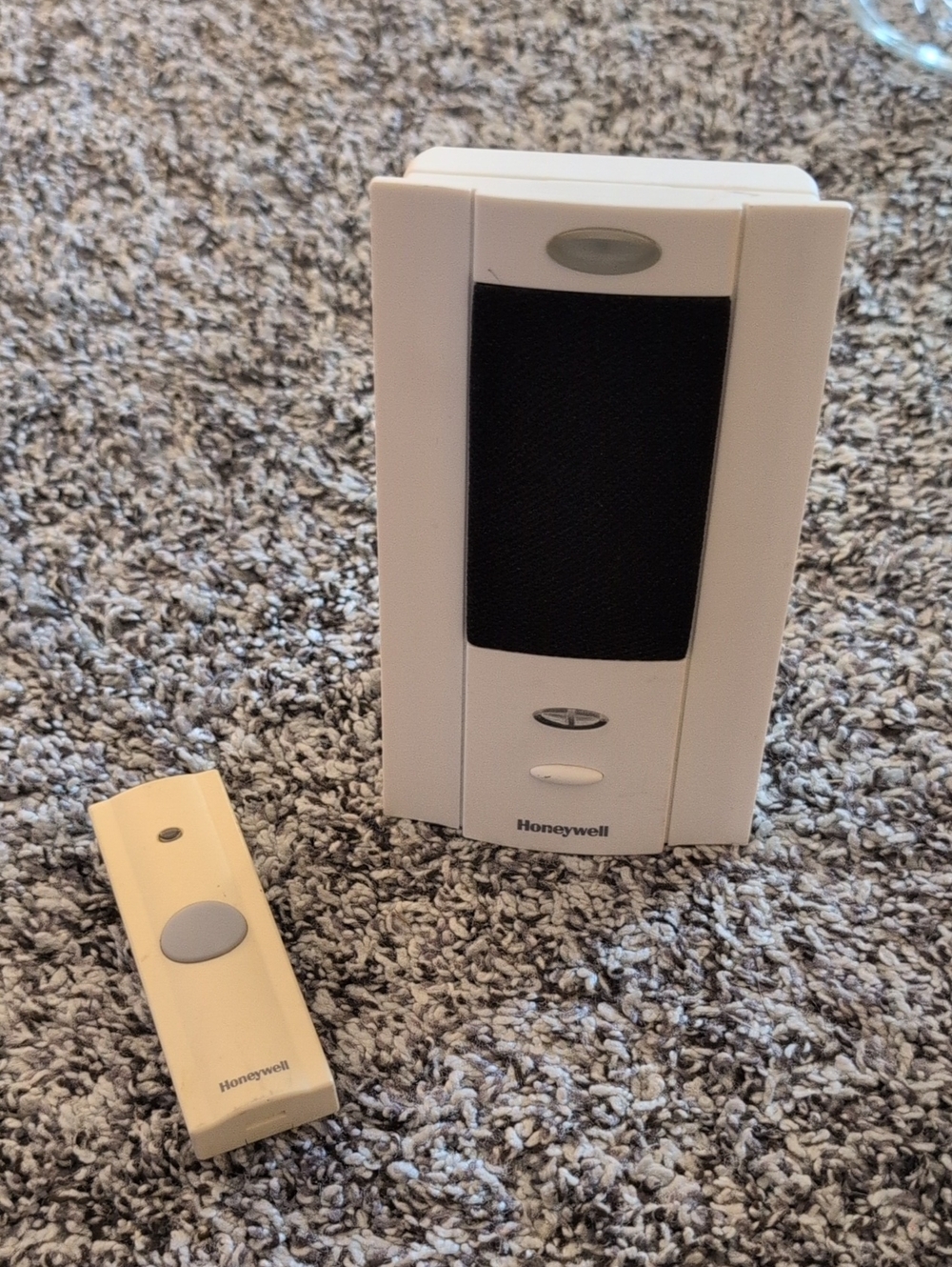 White Wireless Doorbell Chime and Remote Receiver